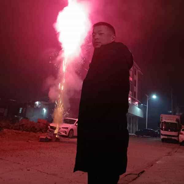 38岁岁四川单身帅哥 - 巴彦淖尔吉缘网