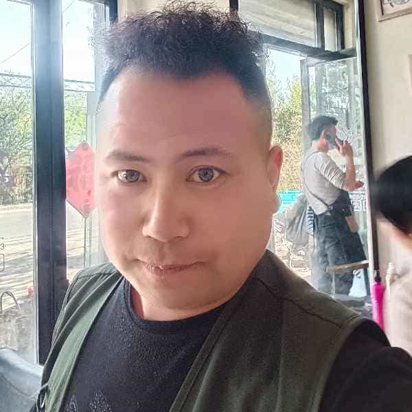 35岁岁山东单身帅哥 - 巴彦淖尔吉缘网