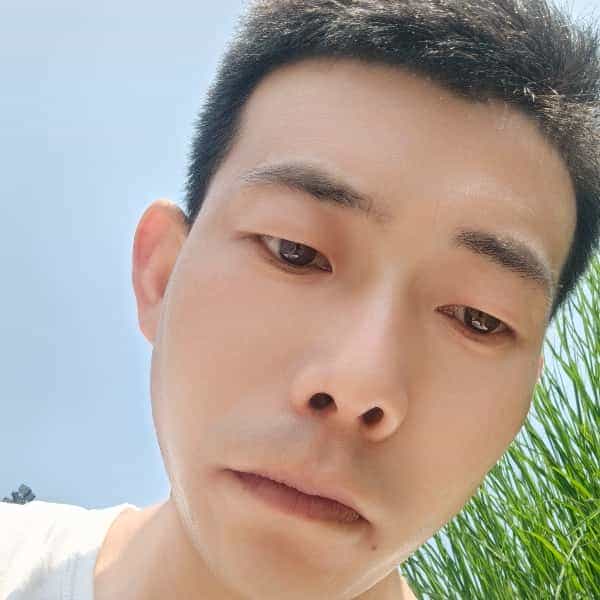 31岁岁陕西单身帅哥 - 巴彦淖尔吉缘网