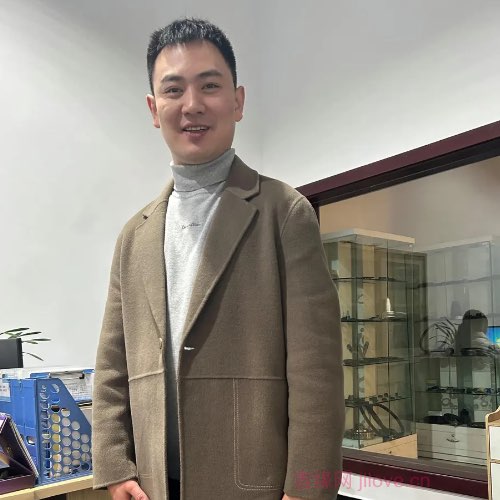 32岁岁四川单身帅哥 - 巴彦淖尔吉缘网